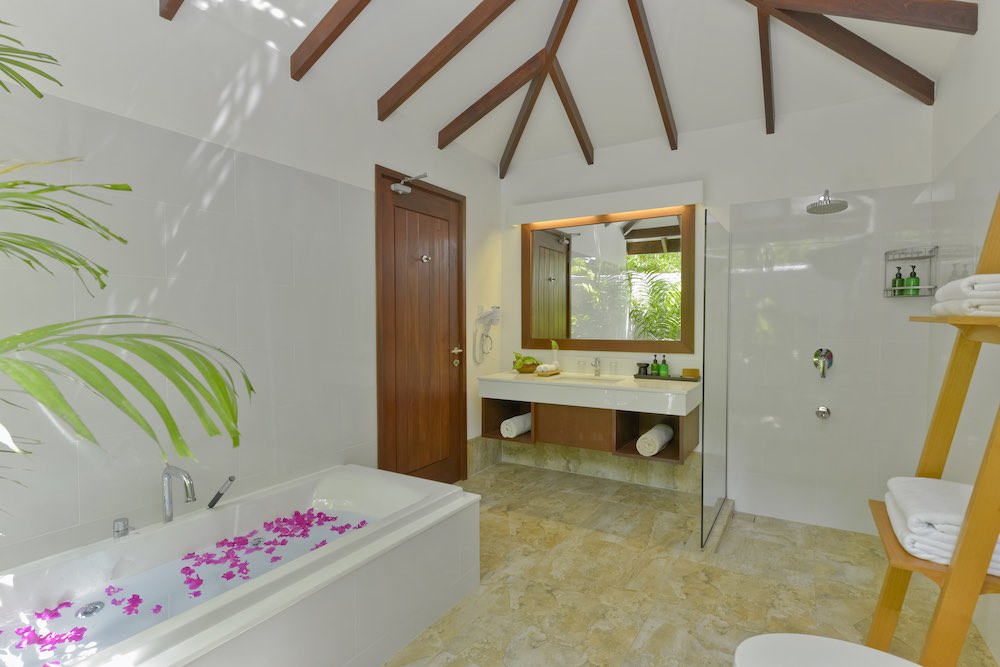 Premium Beach Villa at Summer Island, view 4